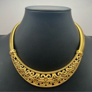 Chunky Etruscan / Egyptian Revival Gold Tone Filigree Vintage Omega Necklace